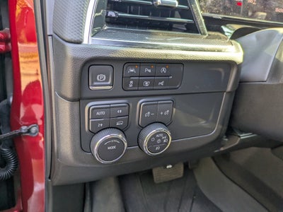 2025 Chevrolet Suburban RST
