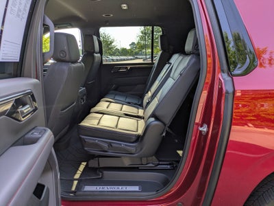 2025 Chevrolet Suburban RST