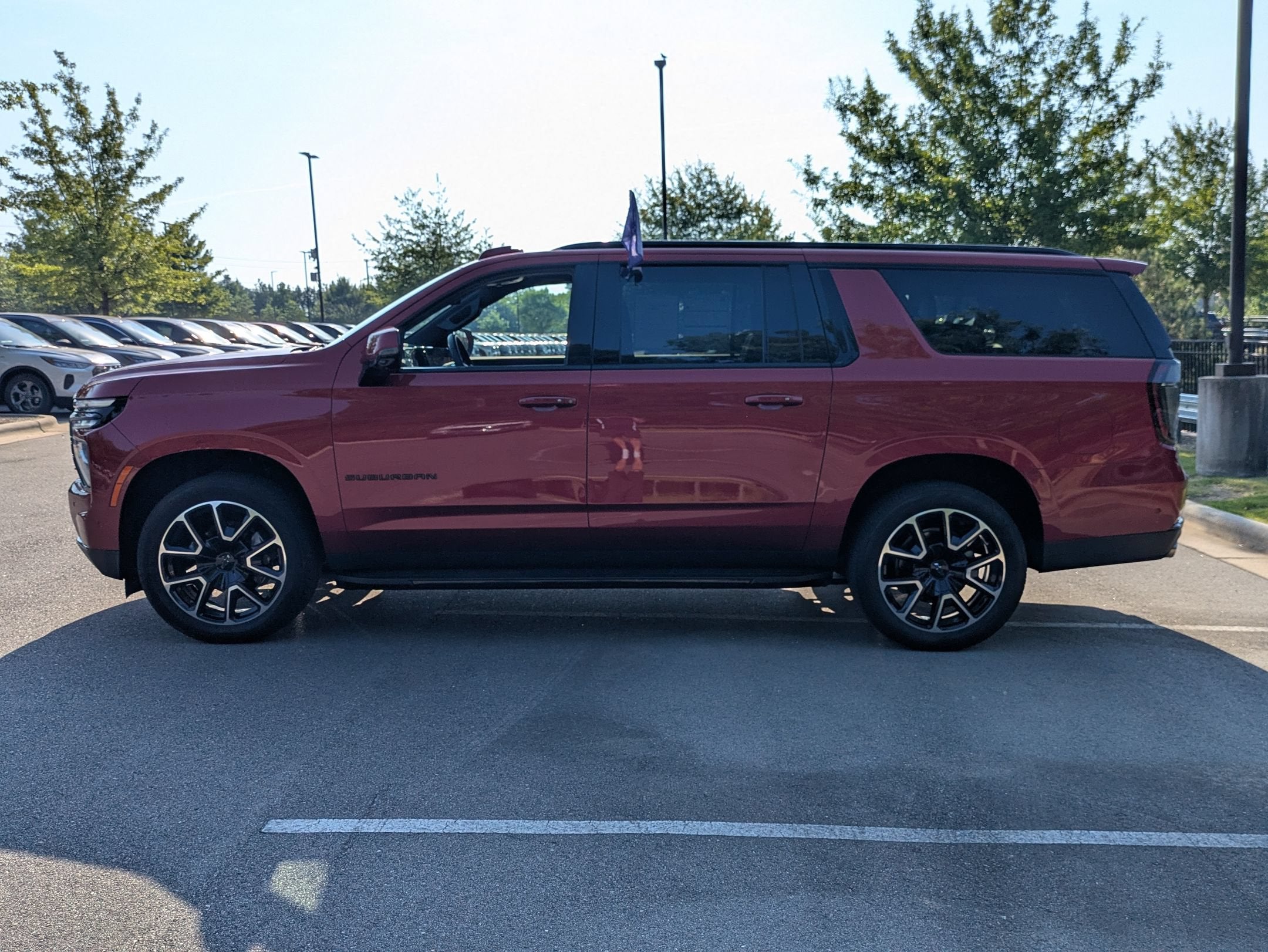 2025 Chevrolet Suburban RST