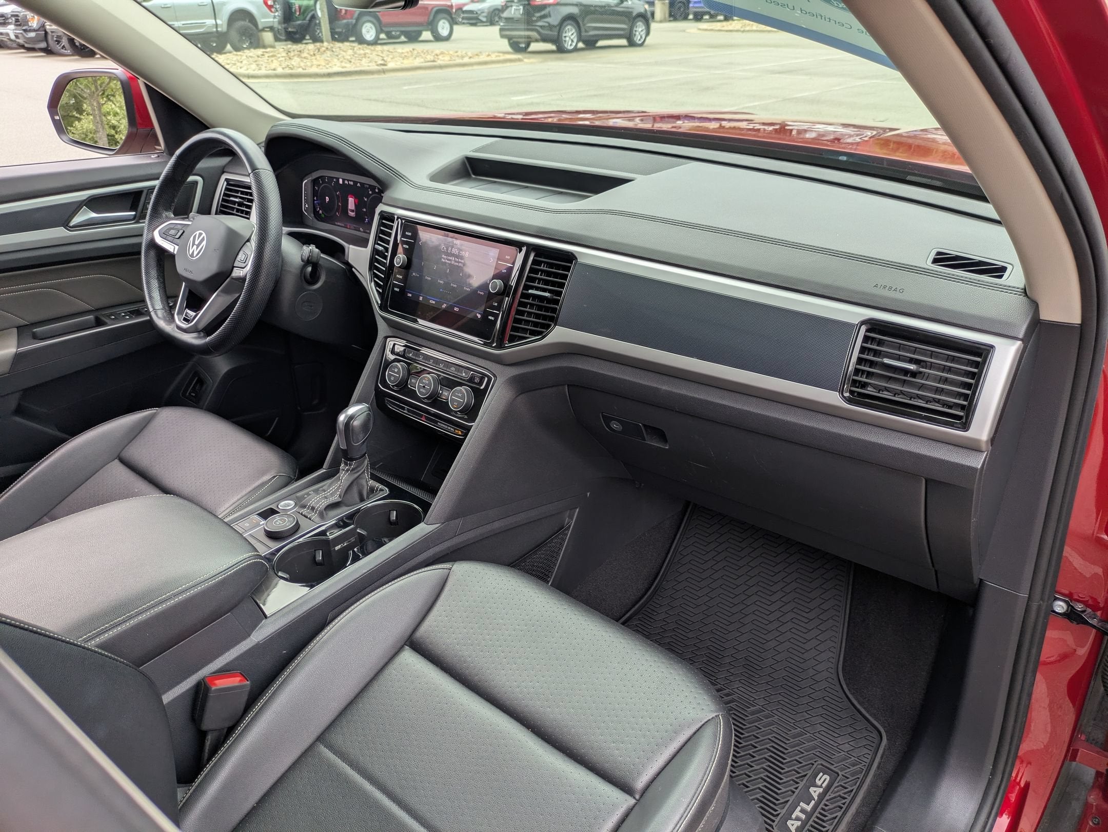 2022 Volkswagen Atlas 3.6L V6 SEL R-Line