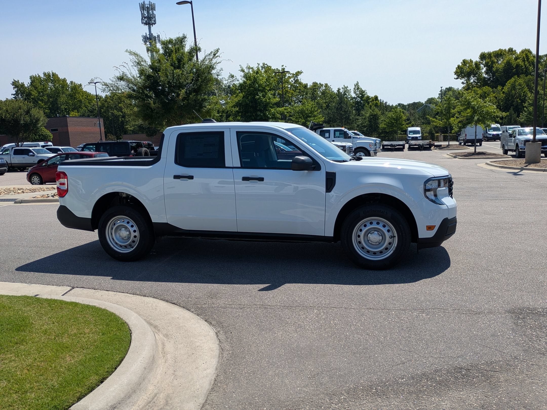 2026 Ford Maverick XL