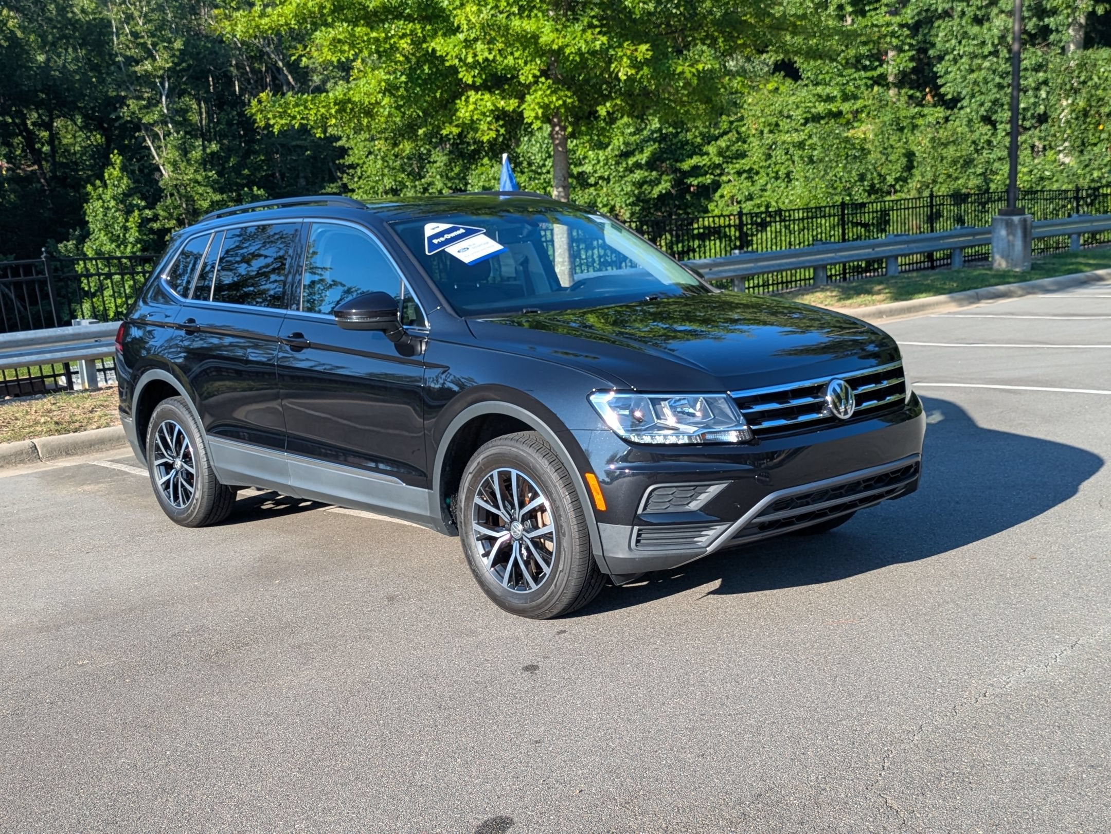 2021 Volkswagen Tiguan SE R-Line Black