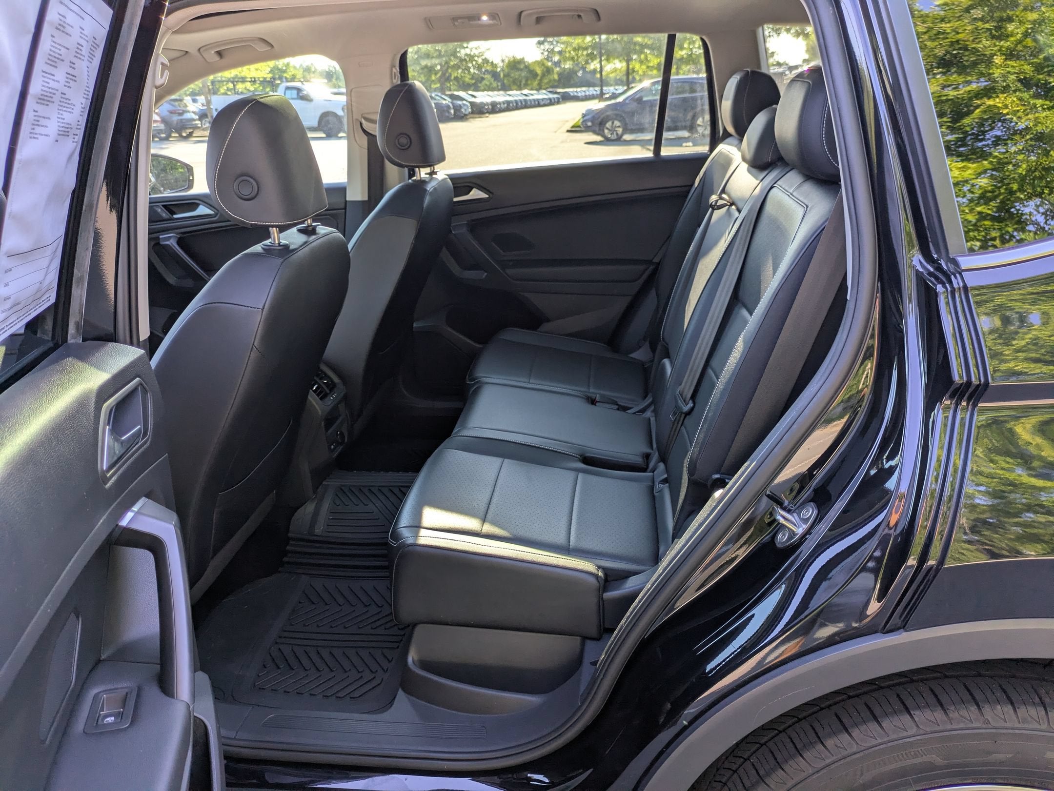 2021 Volkswagen Tiguan SE R-Line Black