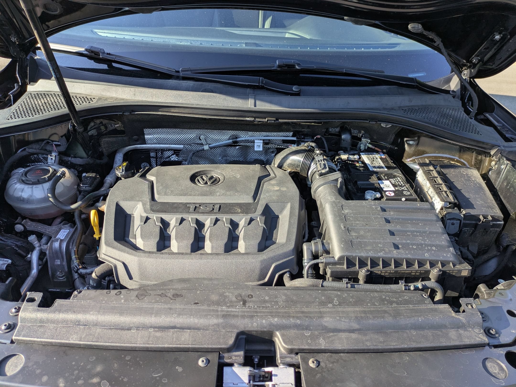 2021 Volkswagen Tiguan SE R-Line Black