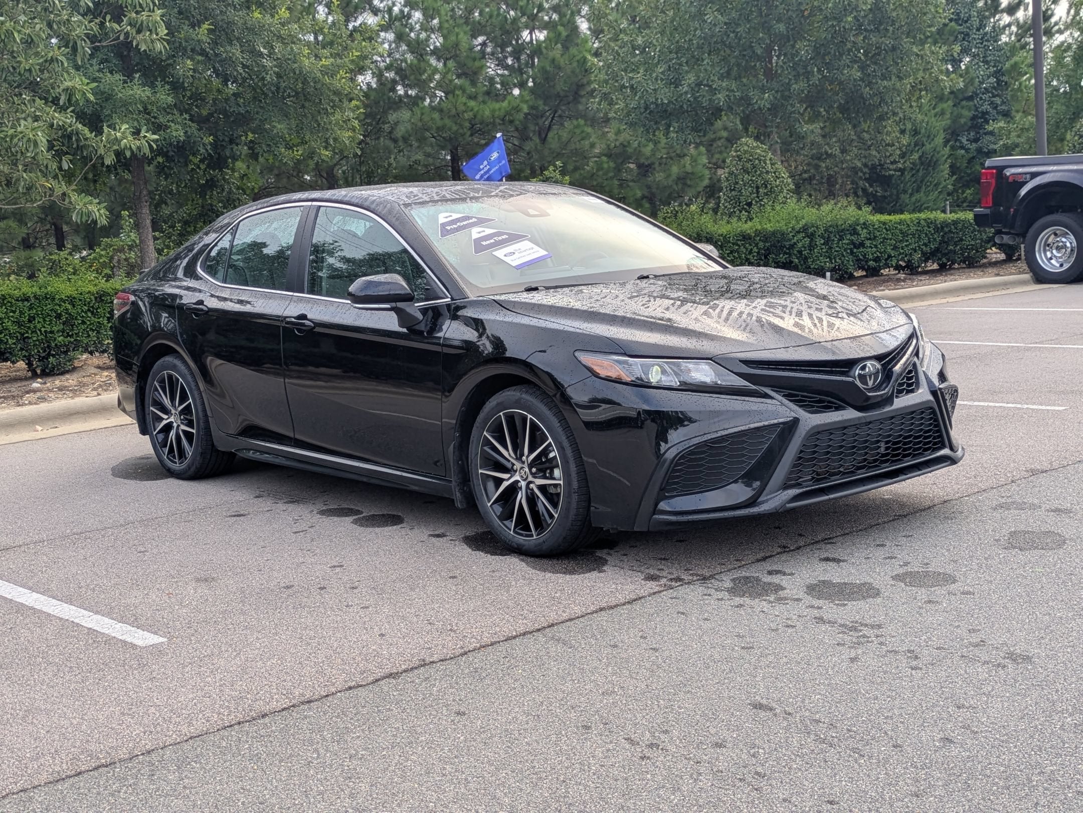 2024 Toyota Camry SE