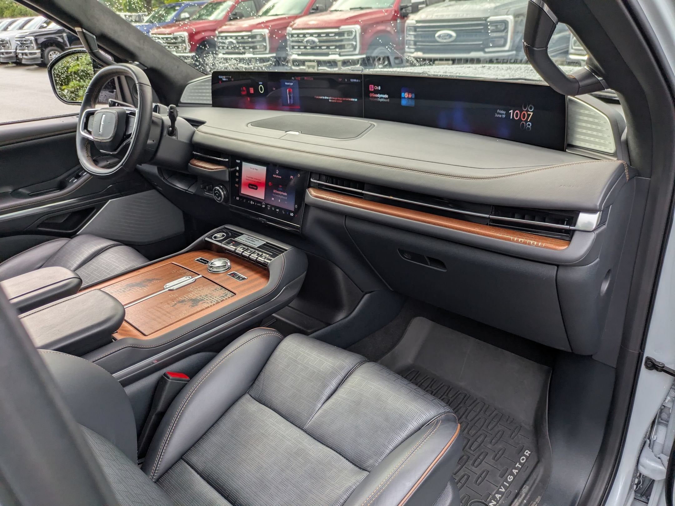 2025 Lincoln Navigator L Black Label