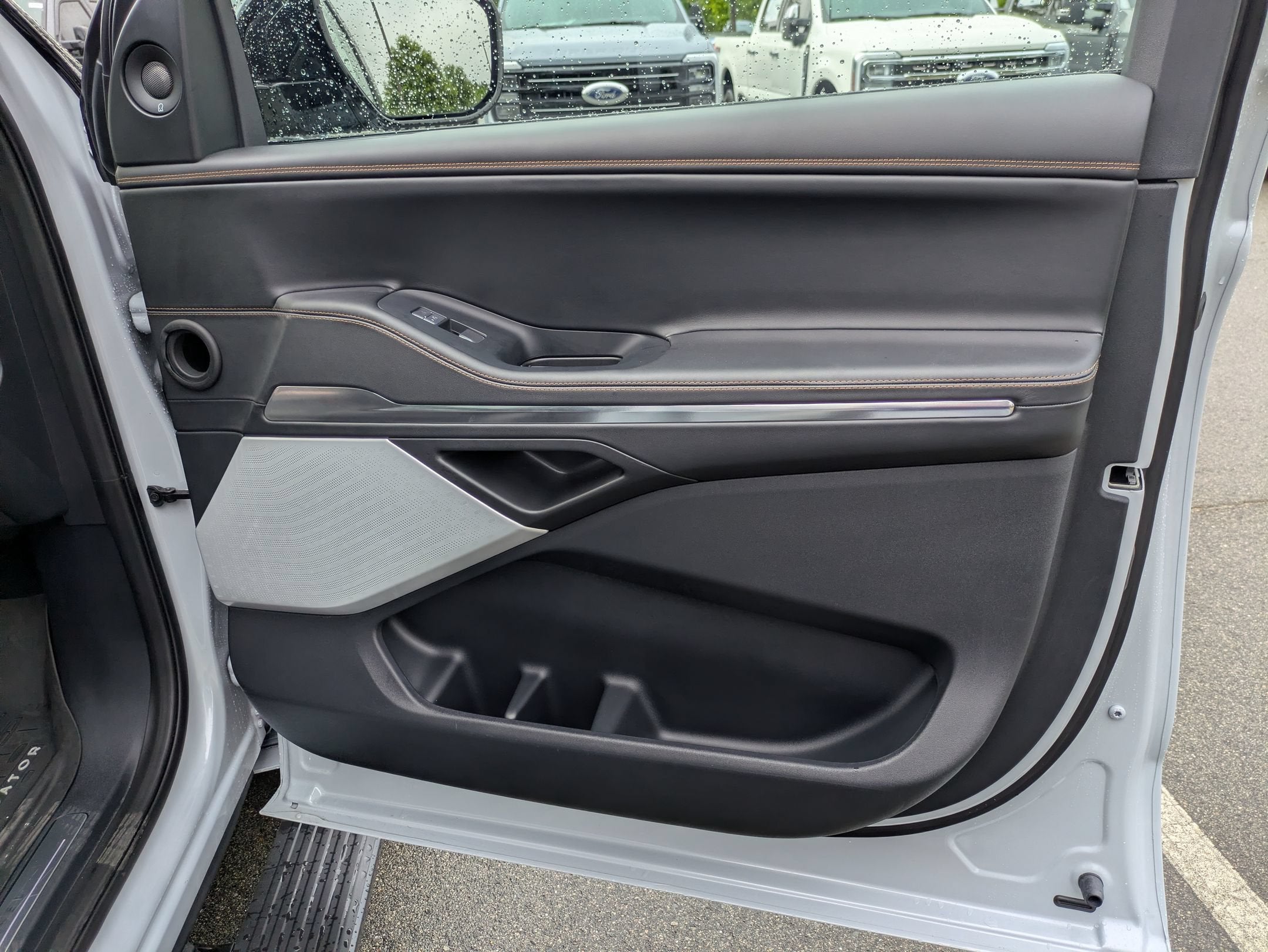 2025 Lincoln Navigator L Black Label