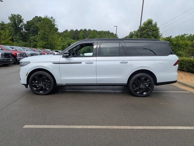 2025 Lincoln Navigator L Black Label