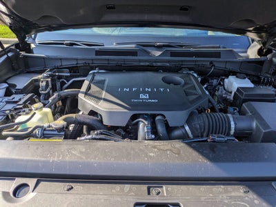 2025 INFINITI QX80 LUXE