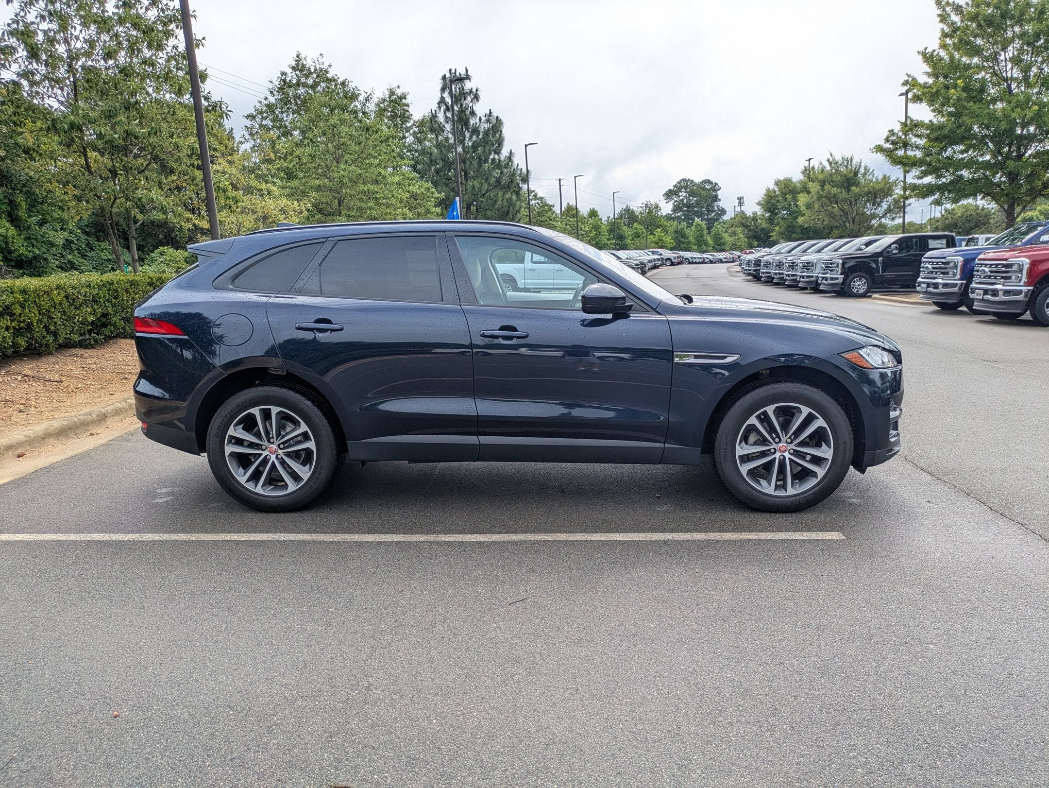 2018 Jaguar F-PACE 25t Premium