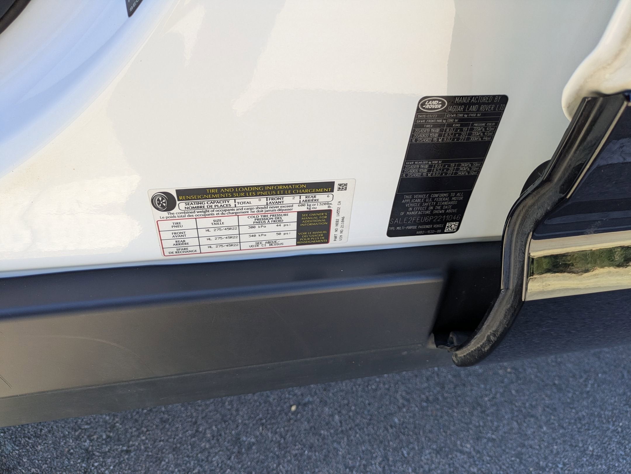 2023 Land Rover Defender X-Dynamic SE