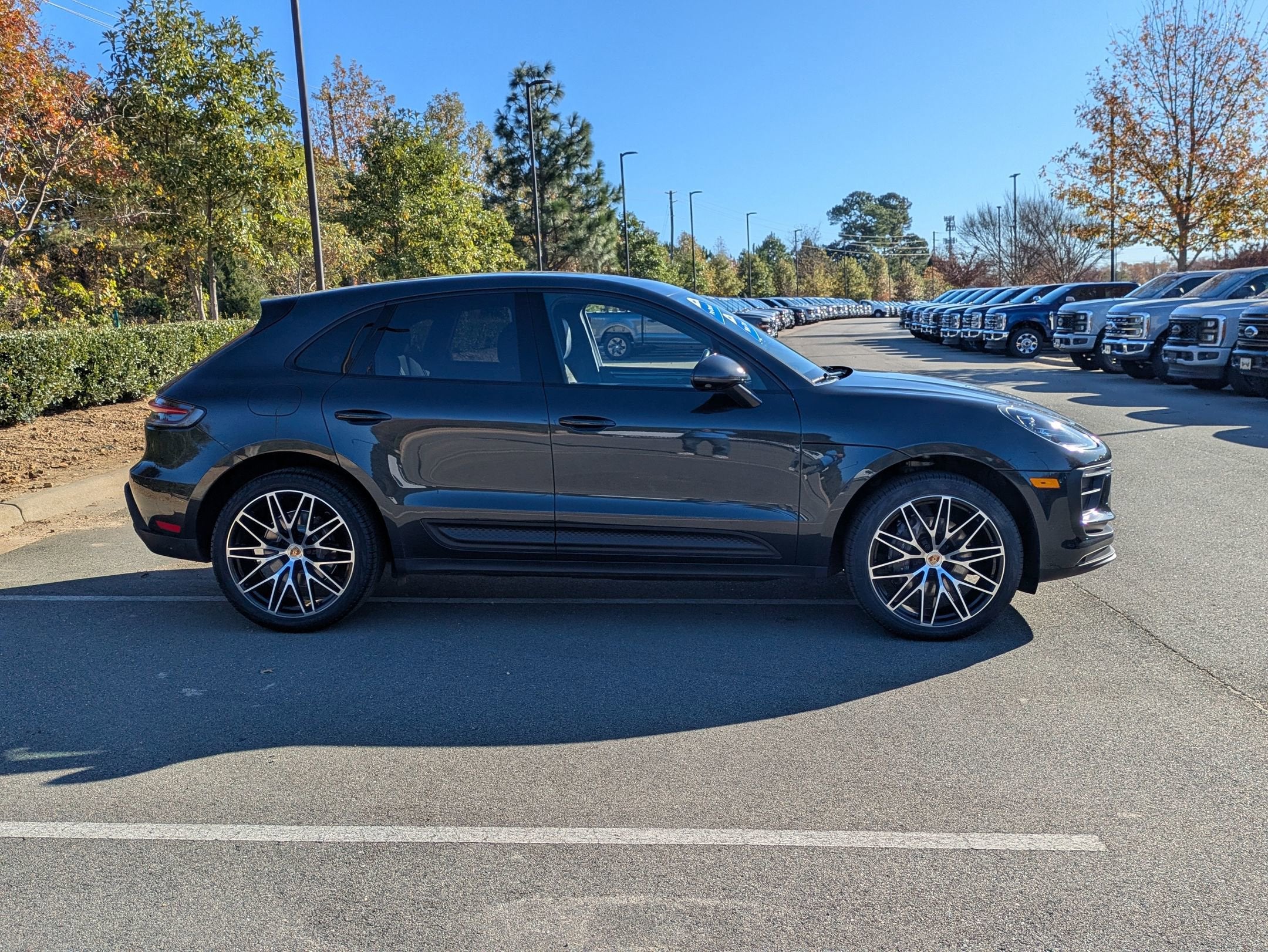 2024 Porsche Macan T
