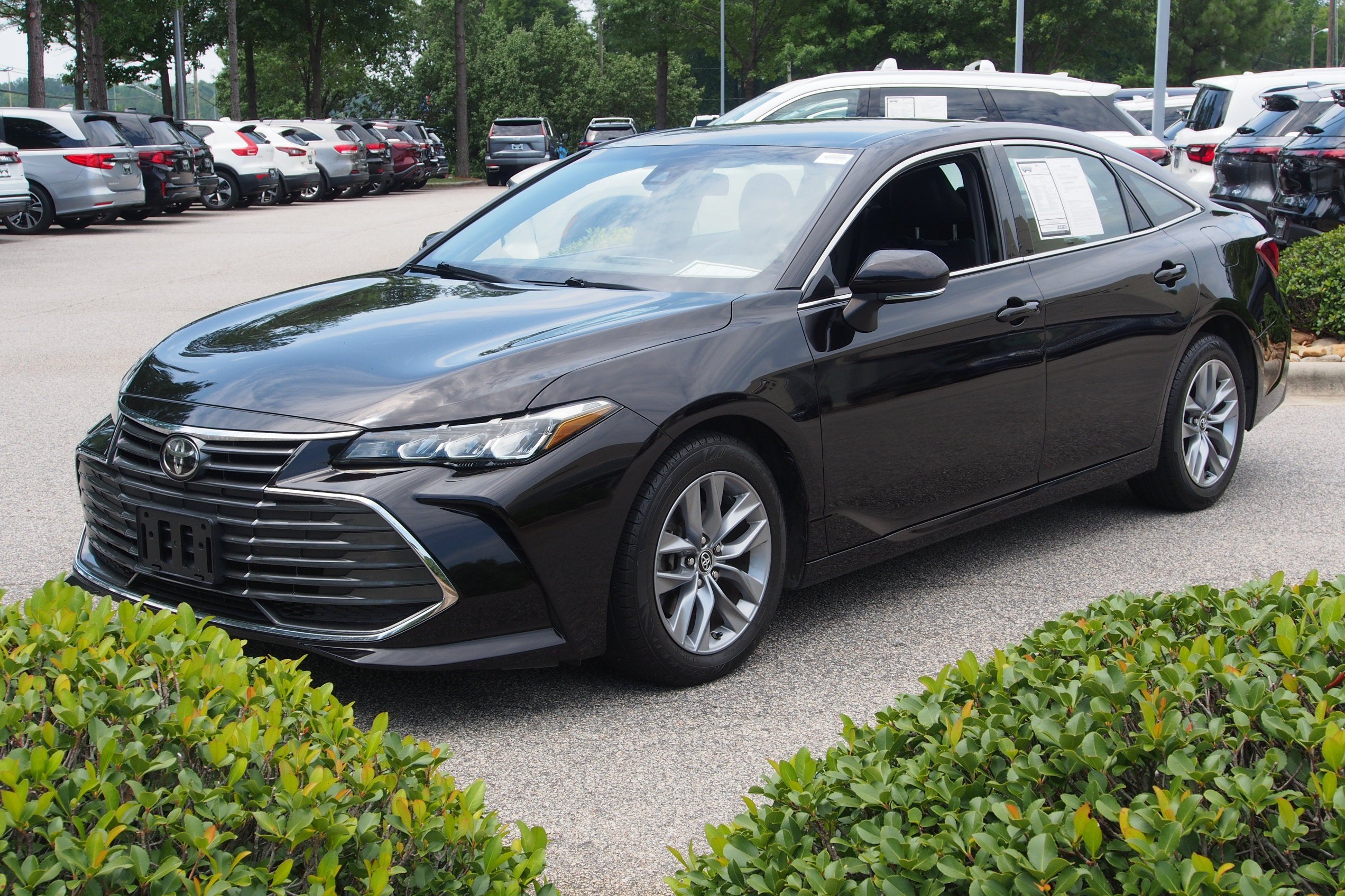 2019 Toyota Avalon XLE