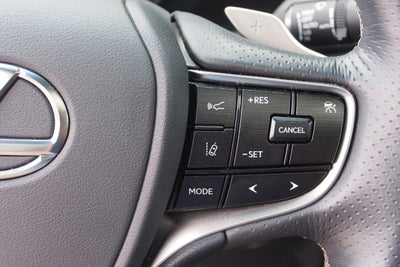 2024 Lexus ES ES 300h F SPORT Handling