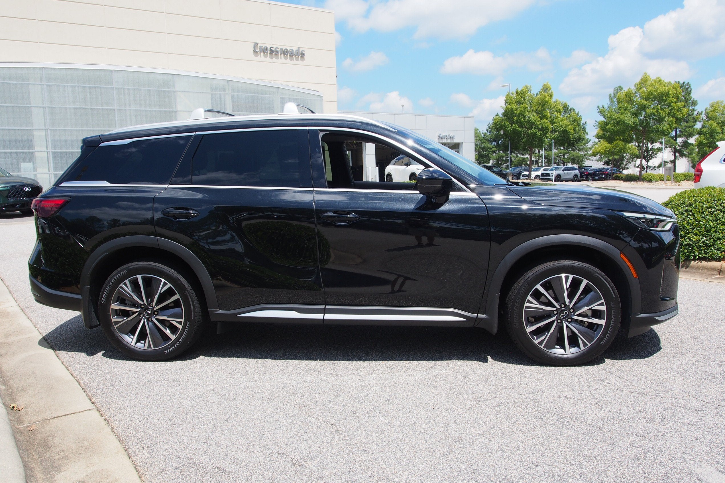 2026 INFINITI QX60 LUXE