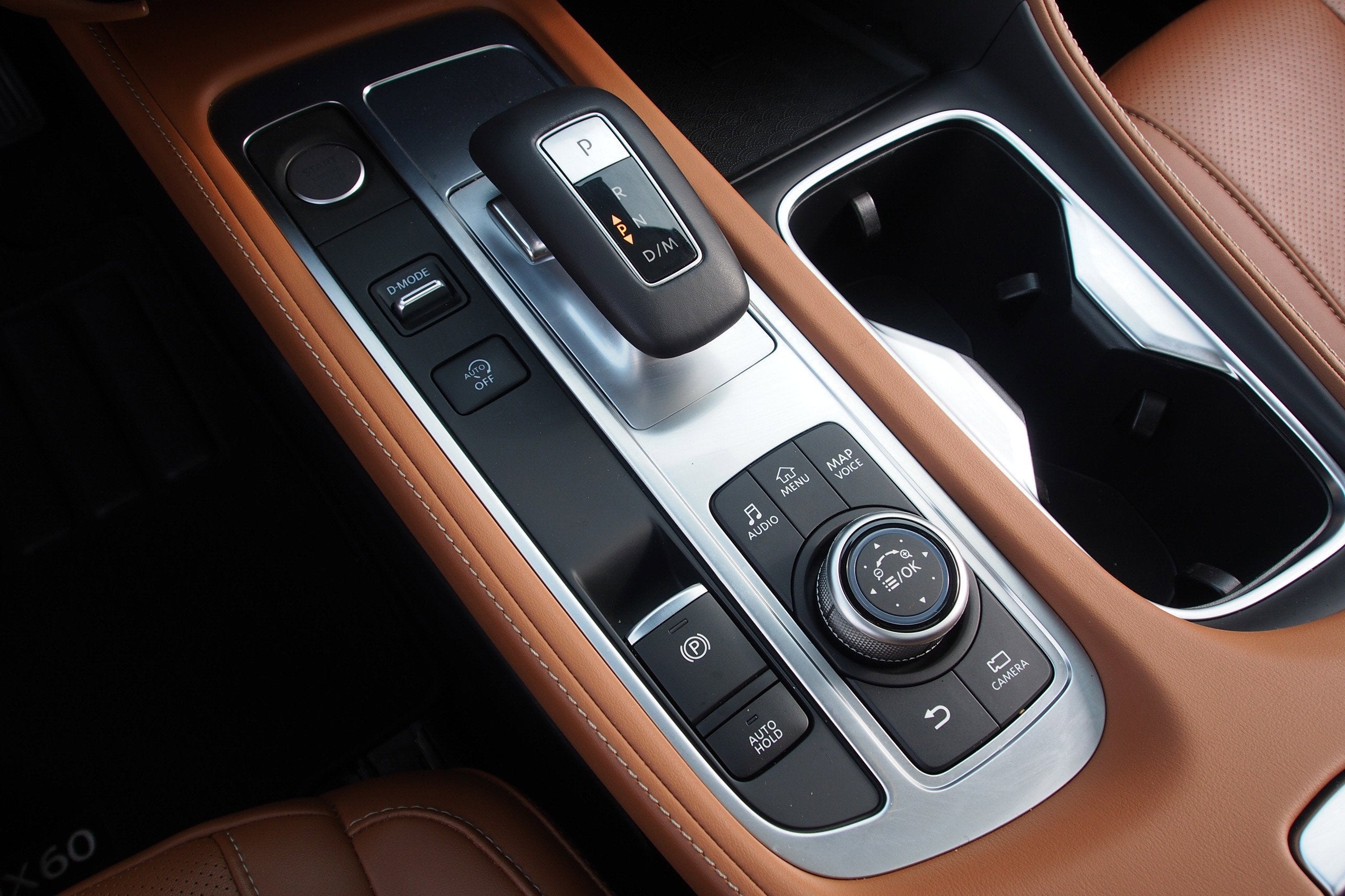 2025 INFINITI QX60 SENSORY