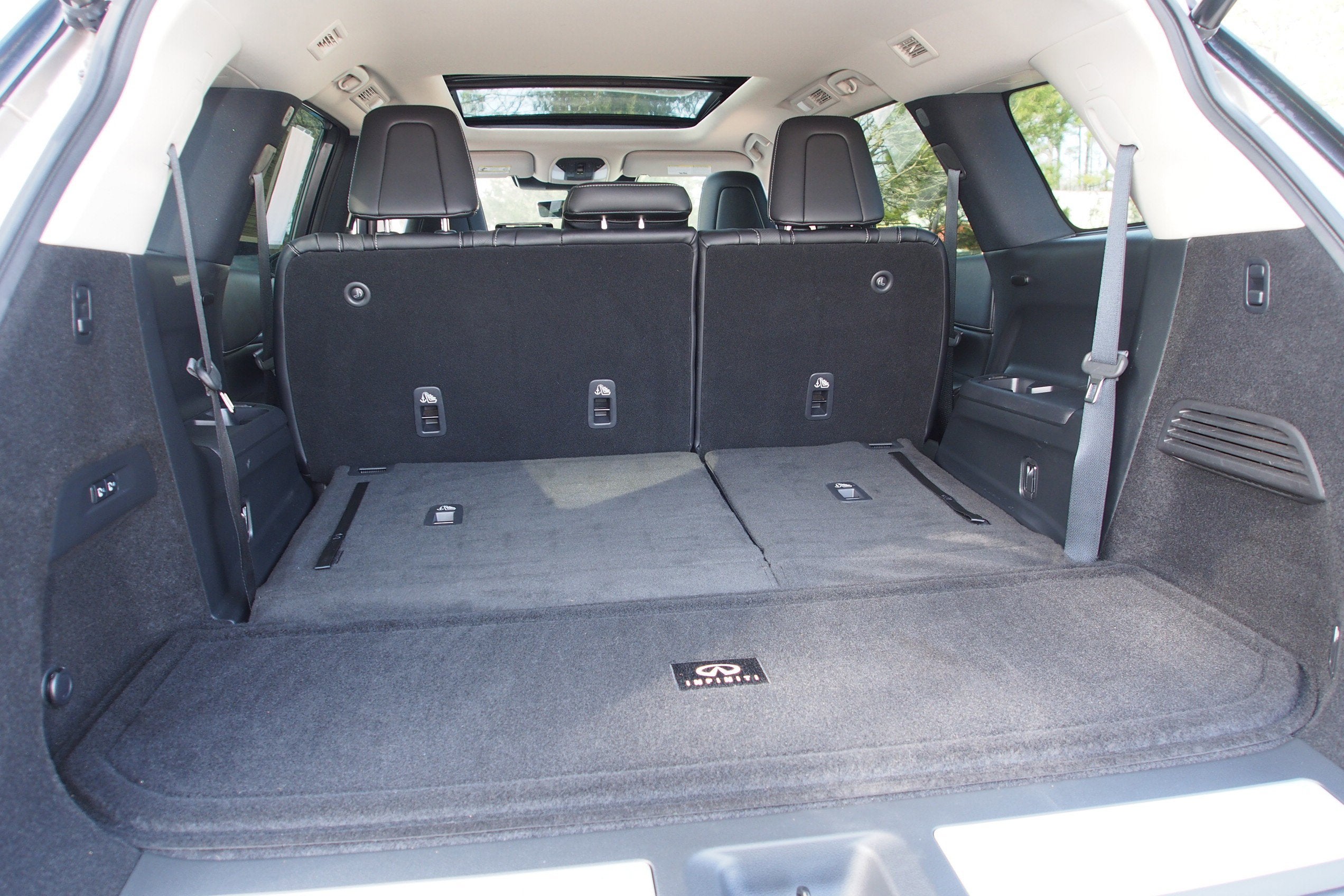 2023 INFINITI QX60 SENSORY