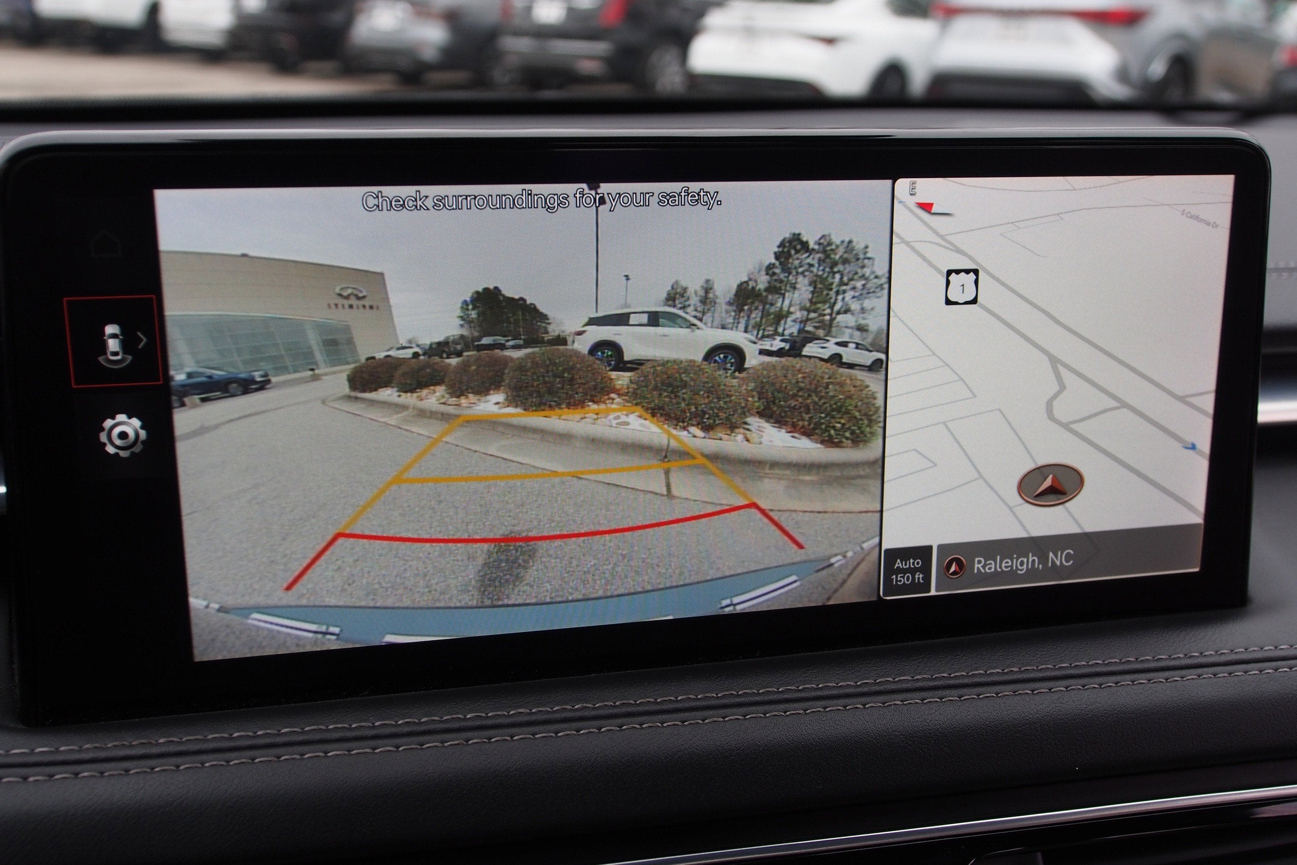 2022 Genesis G70 2.0T