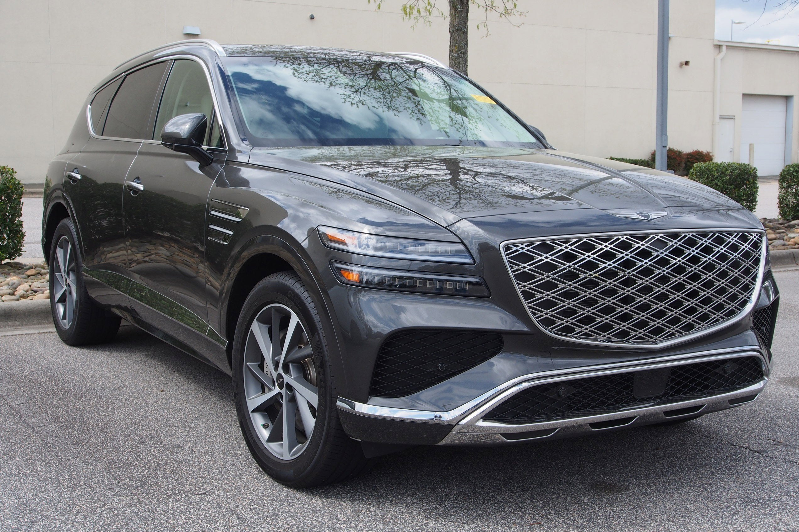 2025 Genesis GV80 Select