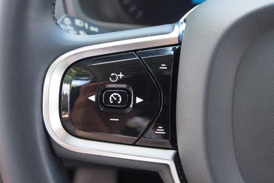 2024 Volvo XC90 Plus Bright Theme