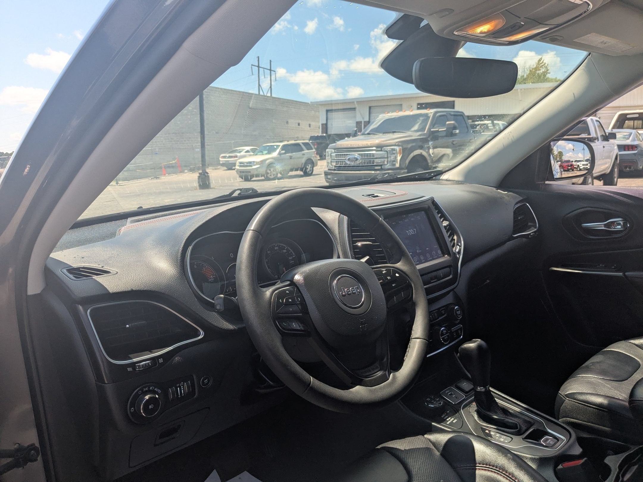 2022 Jeep Cherokee Trailhawk