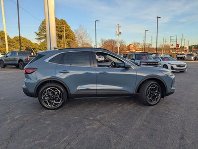 2026 Ford Escape Platinum