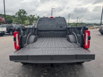 2026 Ford Super Duty F-350 DRW LARIAT