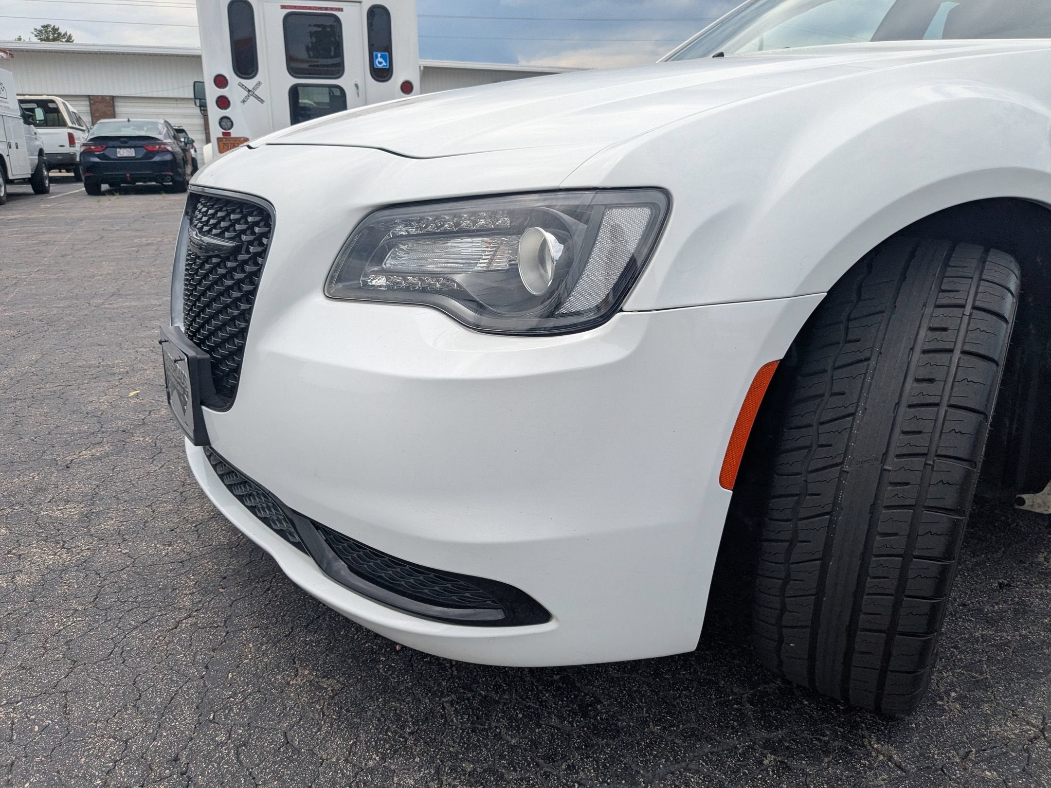 2023 Chrysler 300 Touring