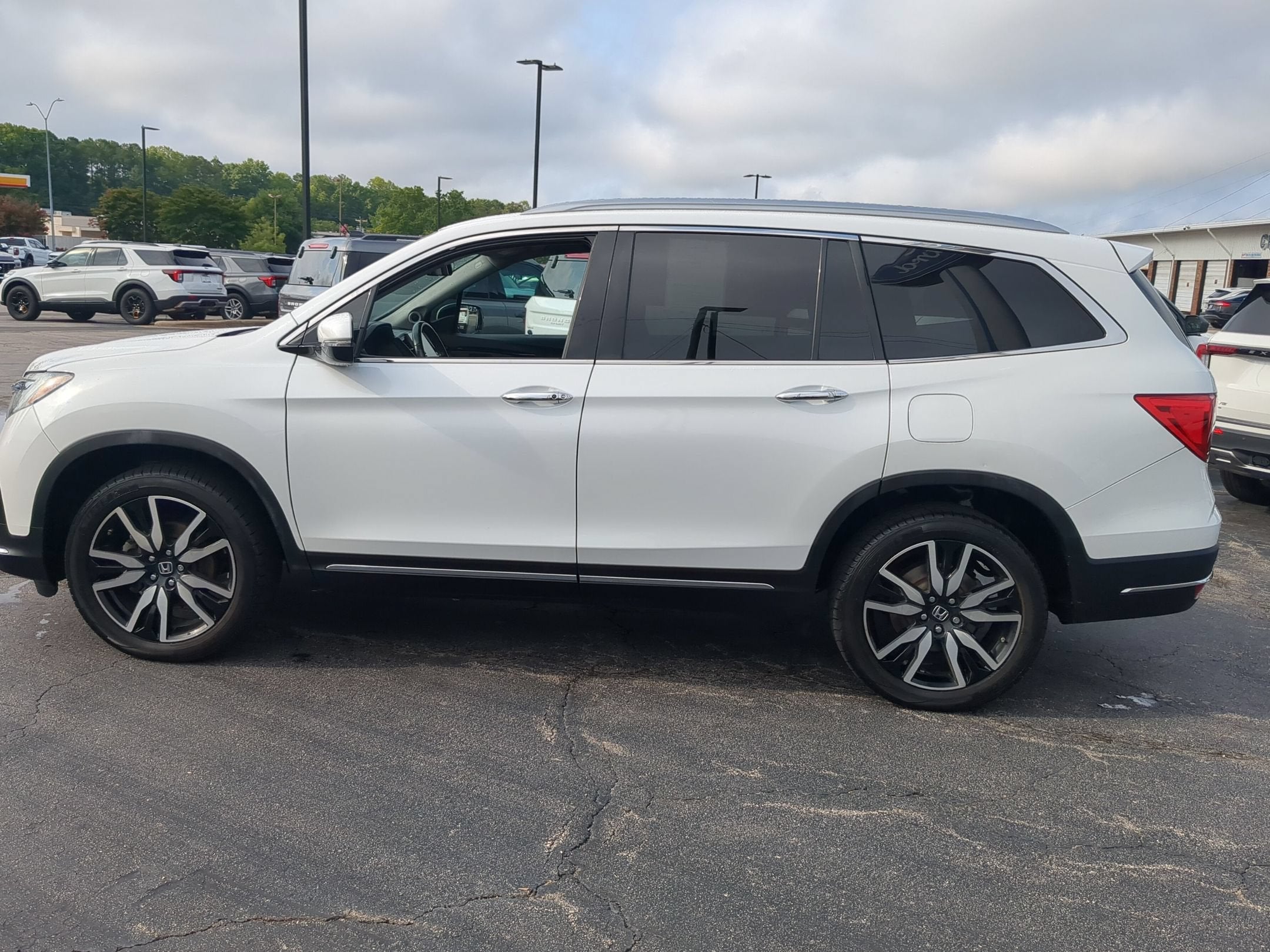 2020 Honda Pilot Touring 8-Passenger