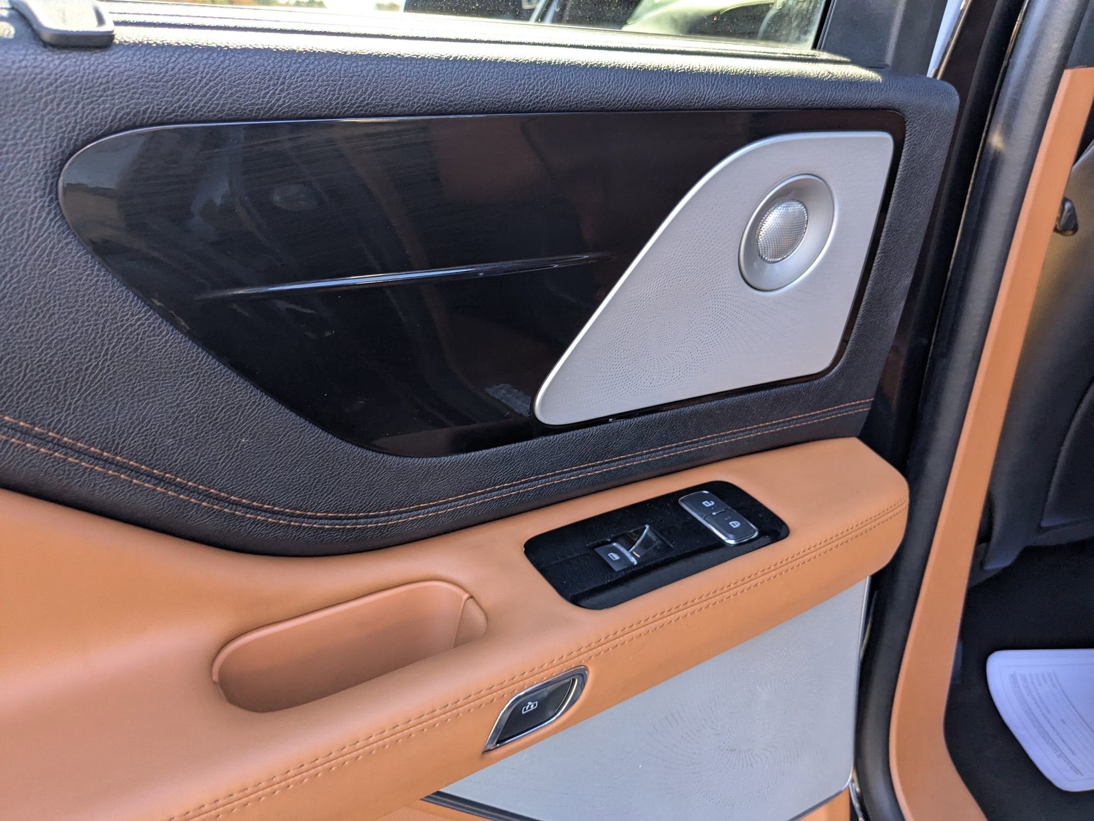 2022 Lincoln Aviator Black Label