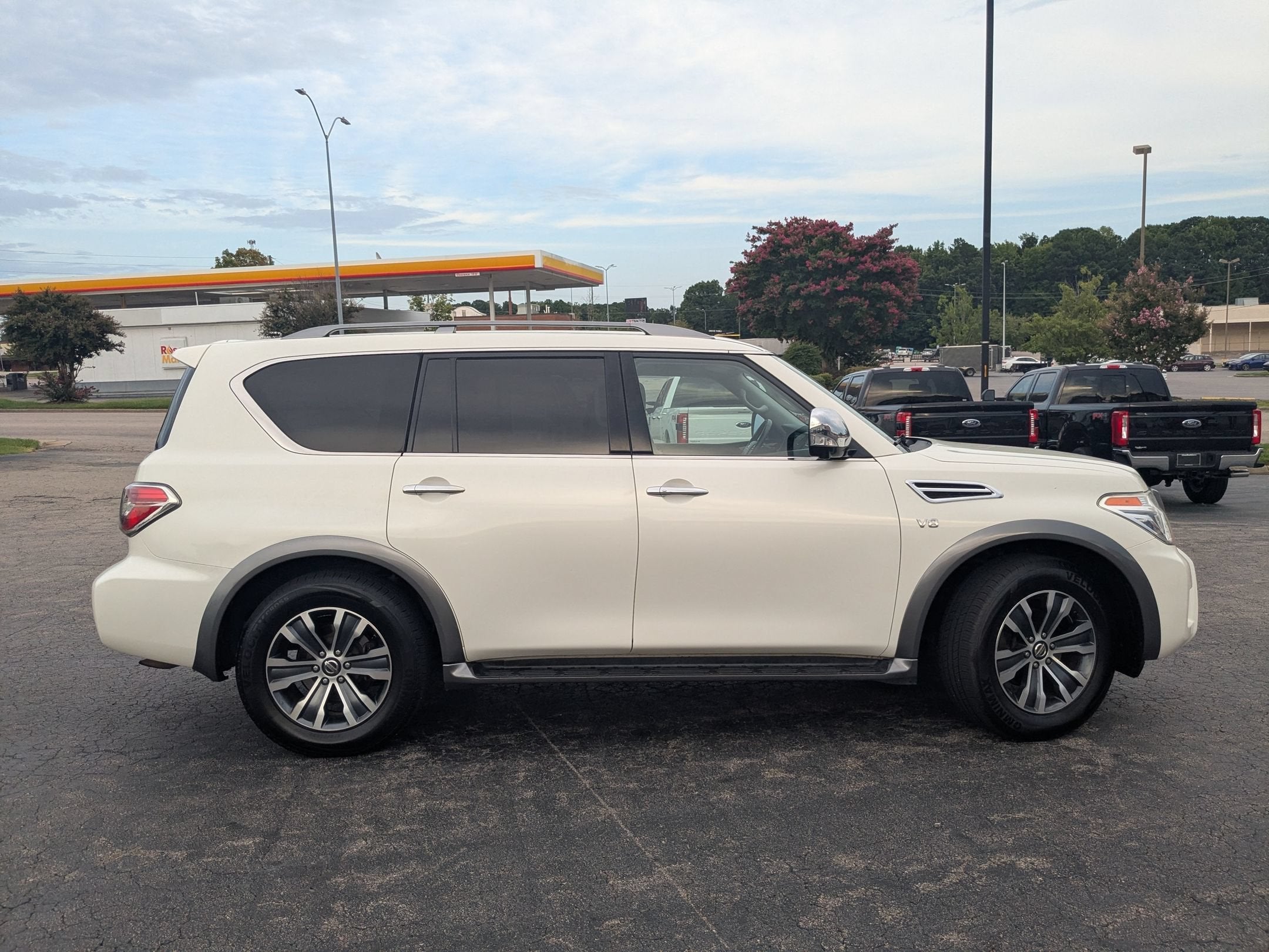 2019 Nissan Armada SL