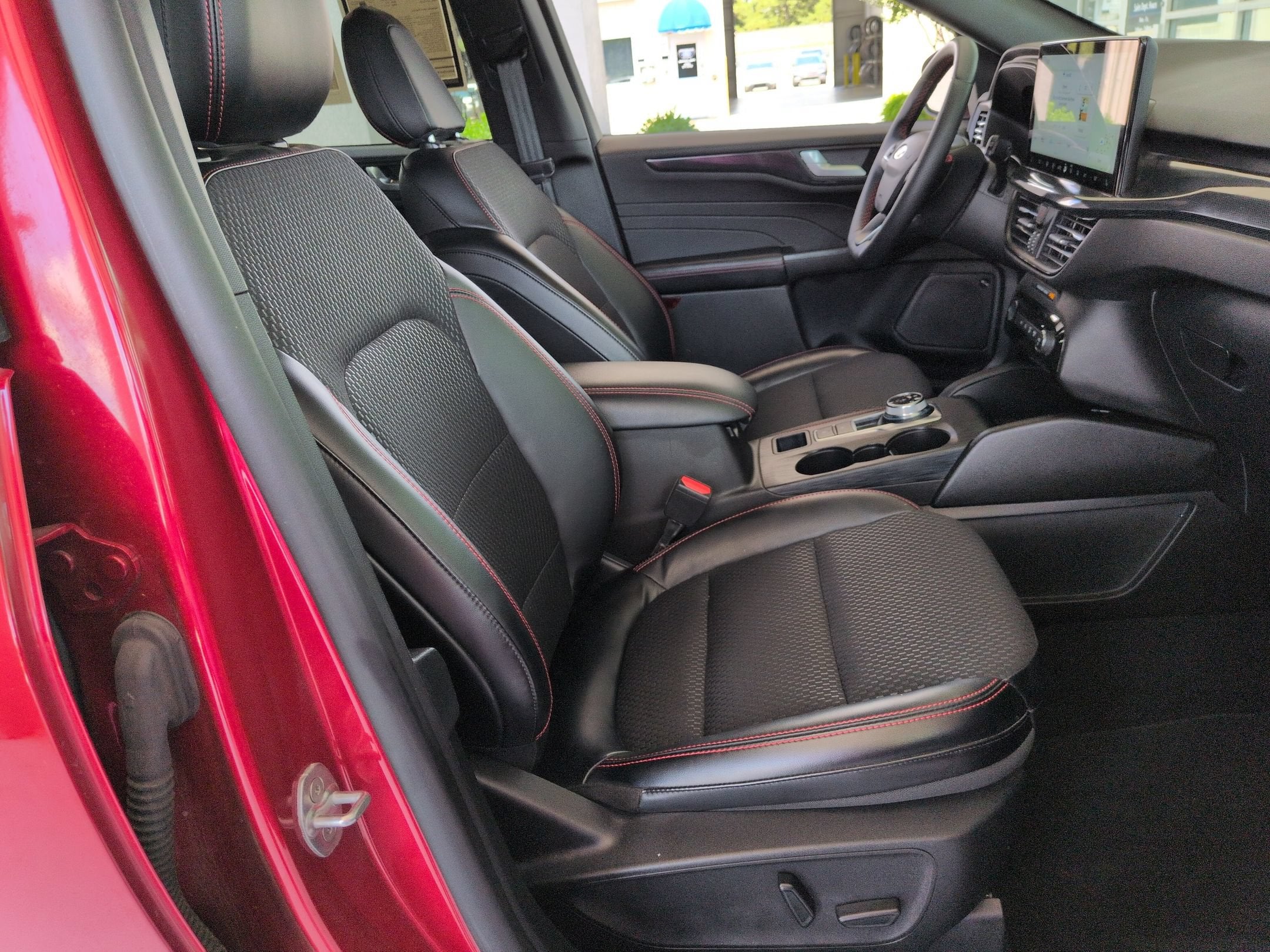 2024 Ford Escape ST-Line Select