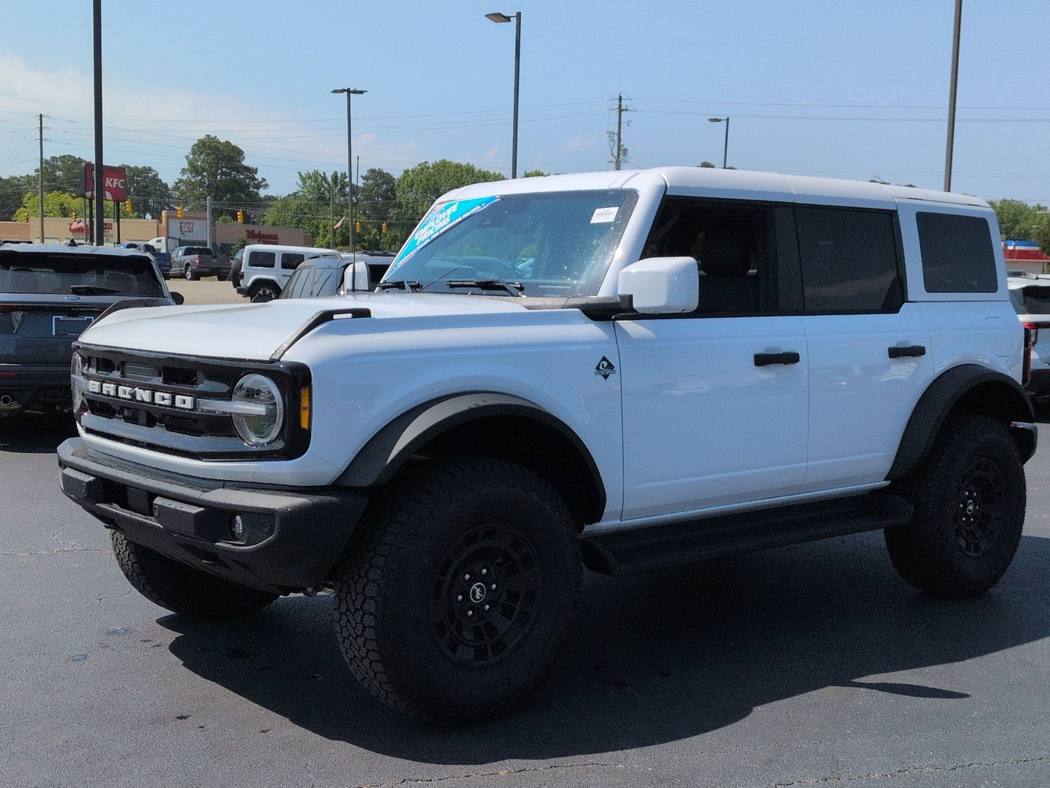 2026 Ford Bronco Outer Banks