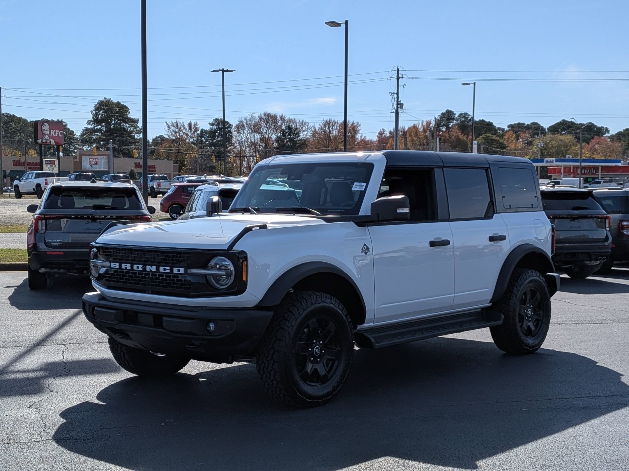 2025 Ford Bronco Outer Banks