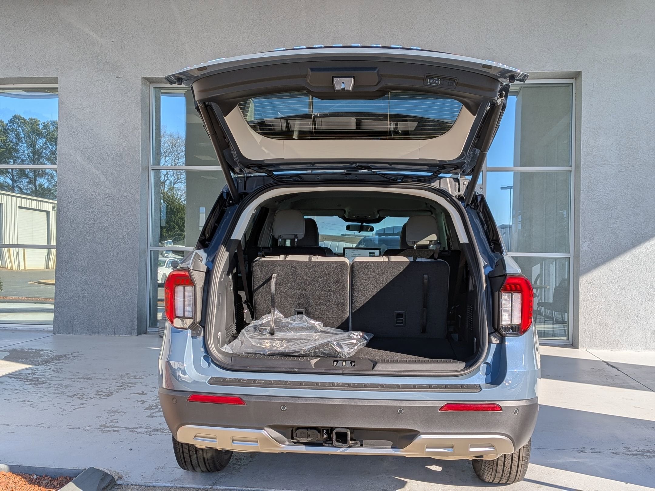 2026 Ford Explorer Active w/100A Pkg