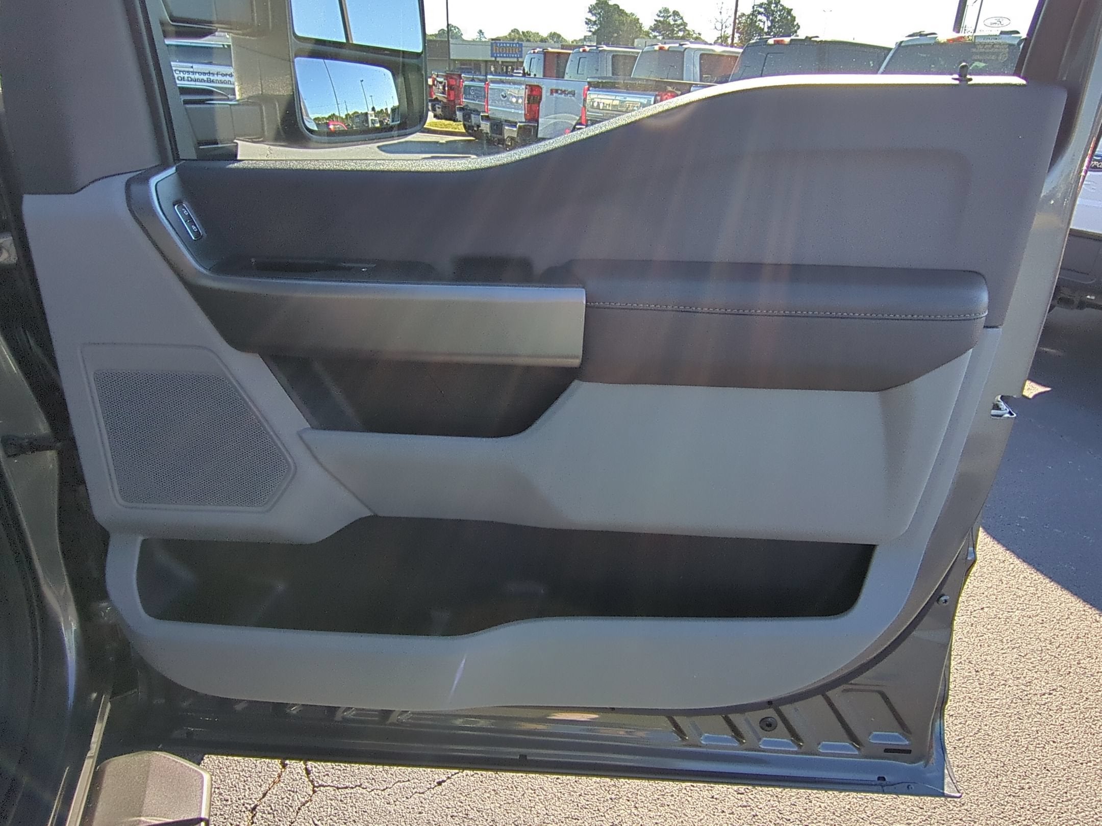 2027 Ford Super Duty F-250 SRW XL