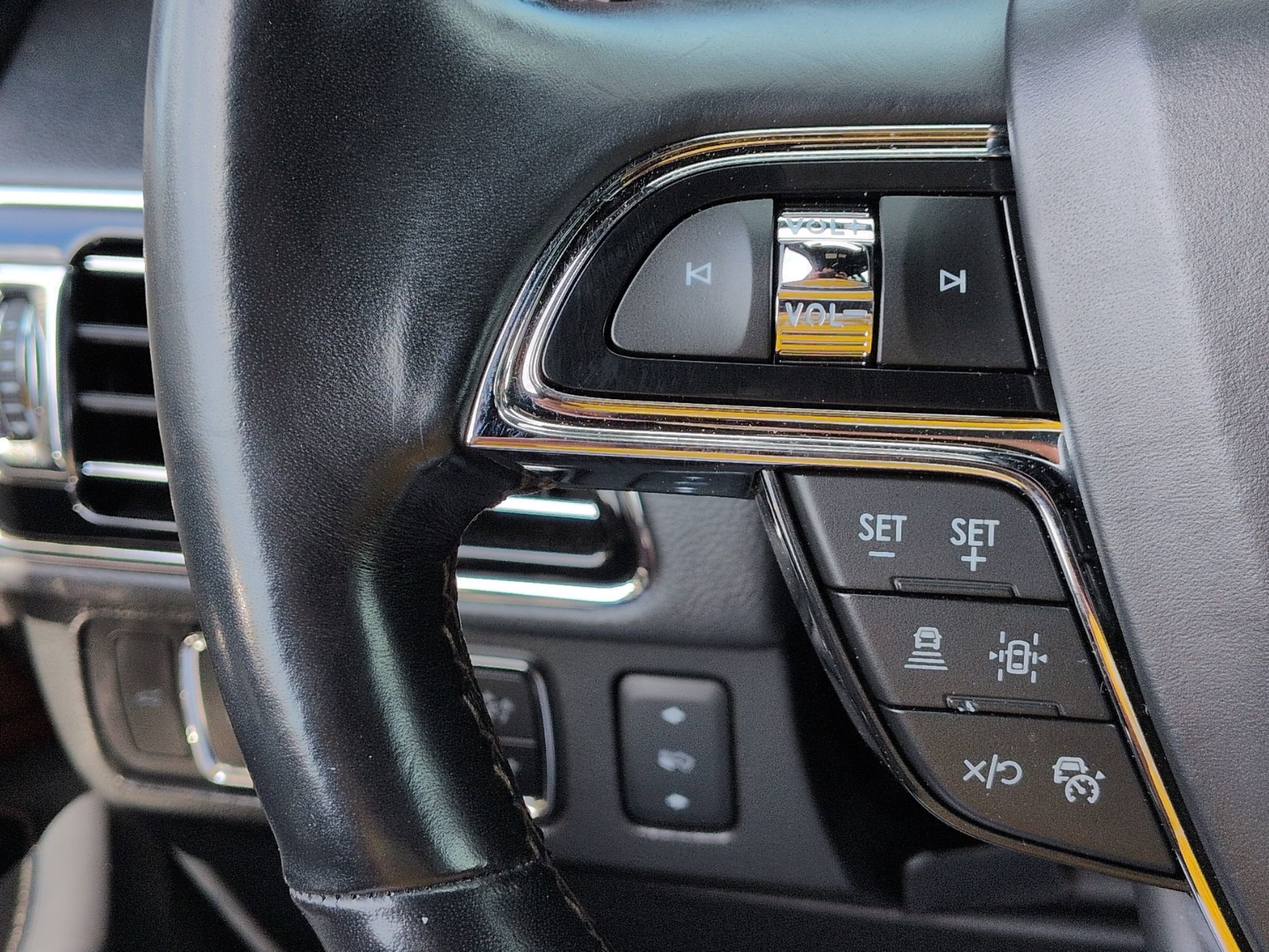 2024 Lincoln Navigator Premiere