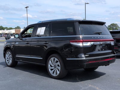 2024 Lincoln Navigator Premiere
