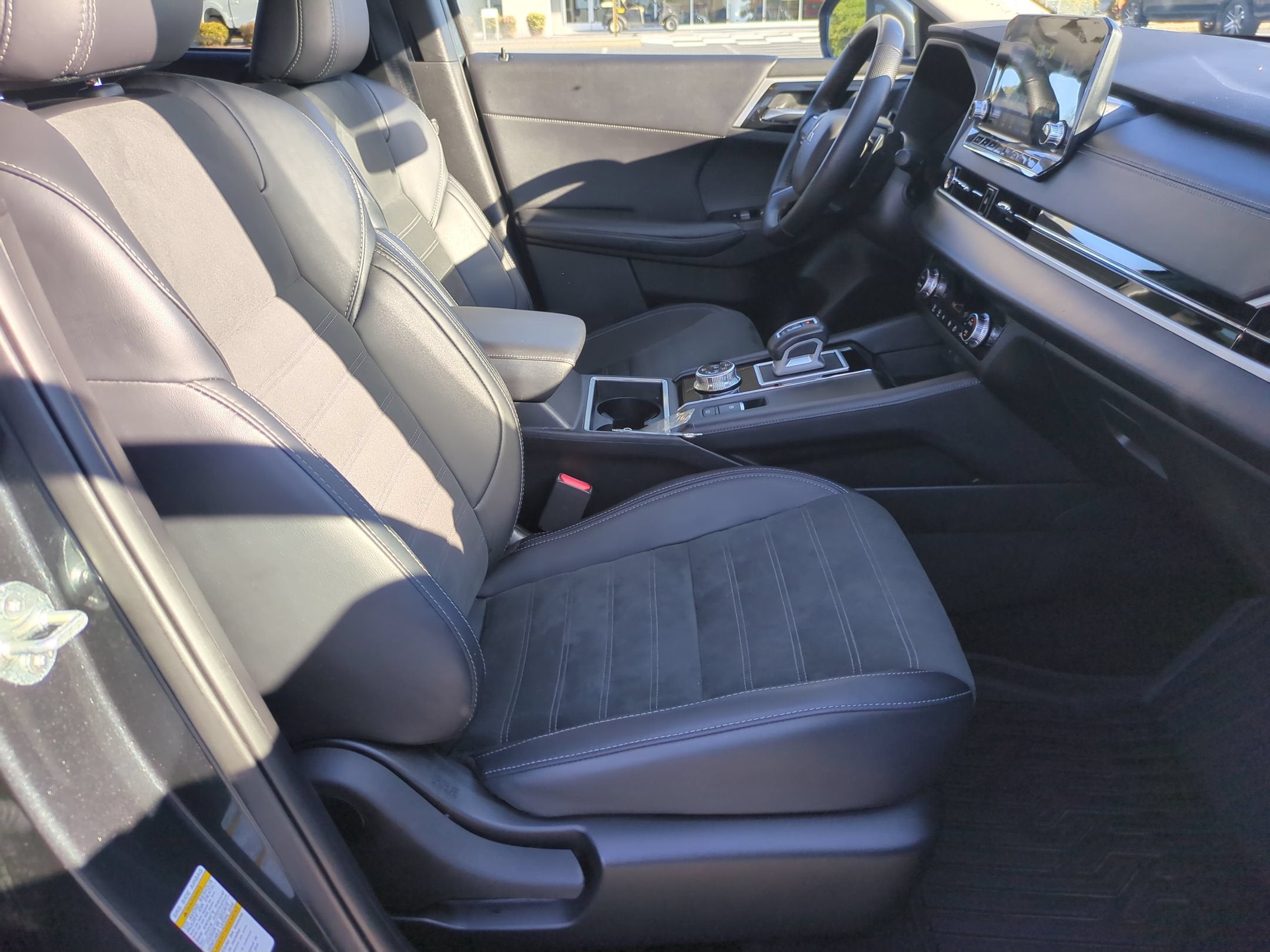2024 Mitsubishi Outlander SE Black Edition
