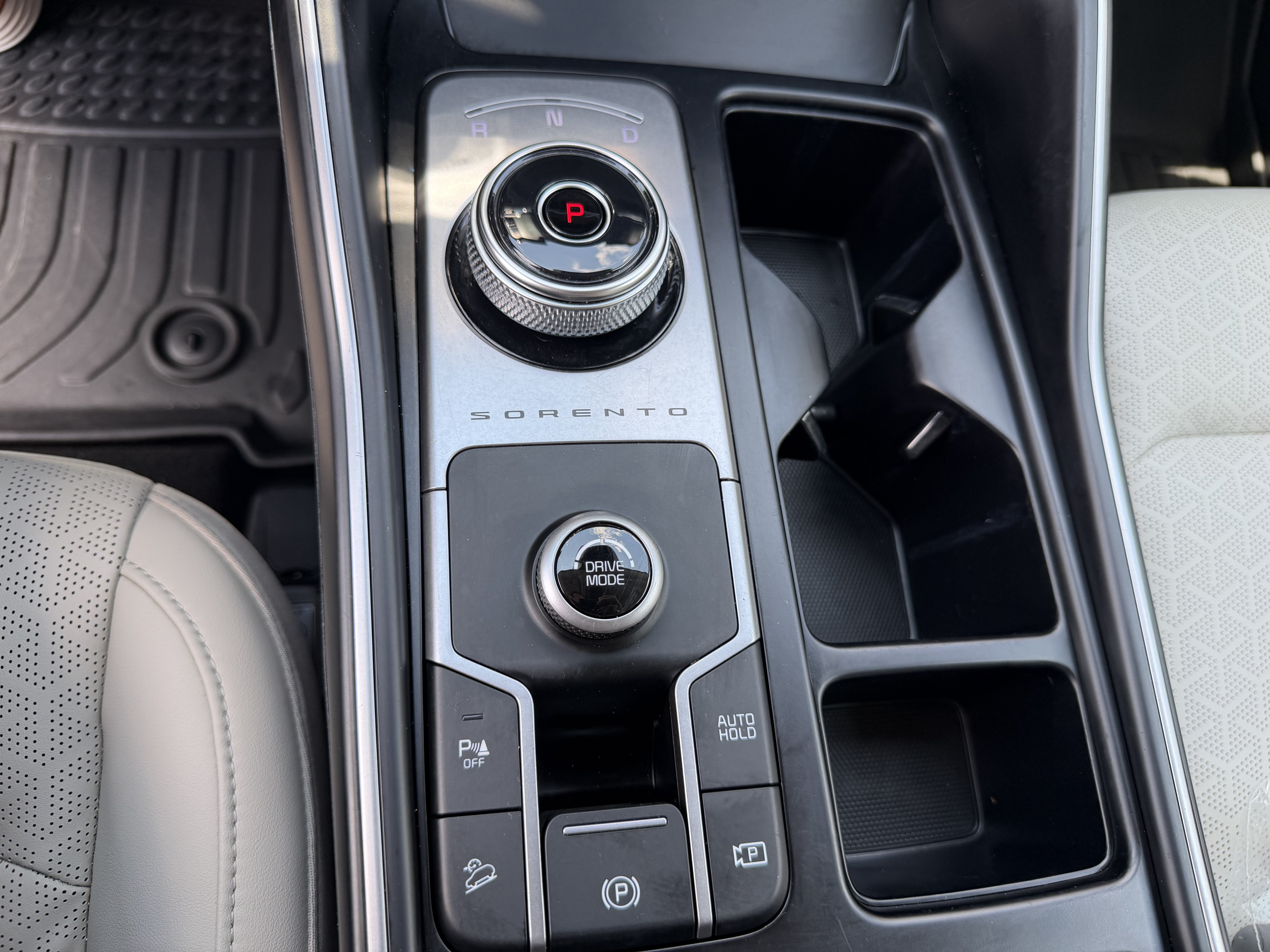 2022 Kia Sorento Hybrid S