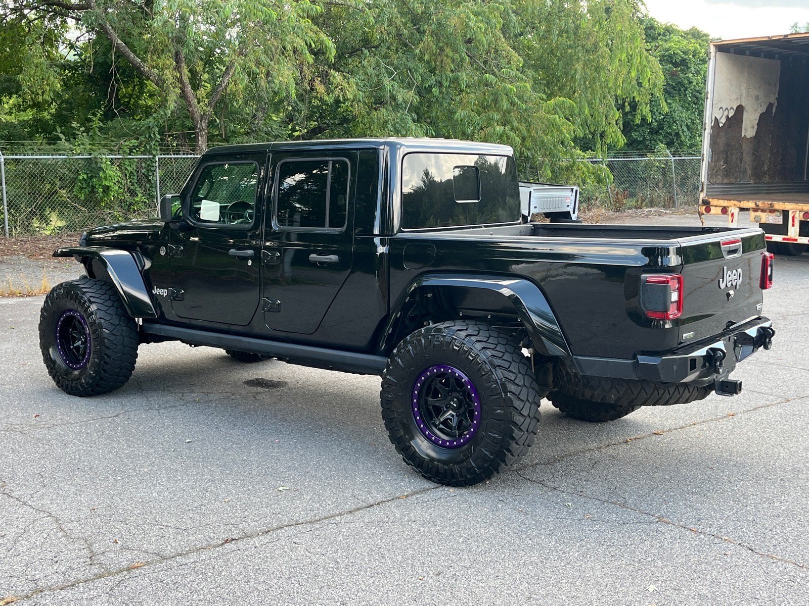 2022 Jeep Gladiator Overland
