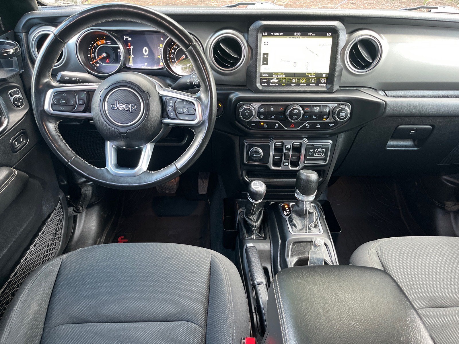 2022 Jeep Gladiator Overland