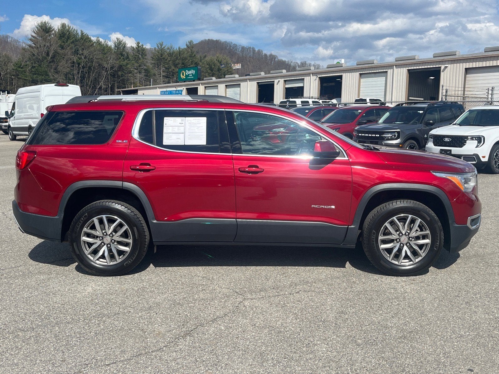 2019 GMC Acadia SLE