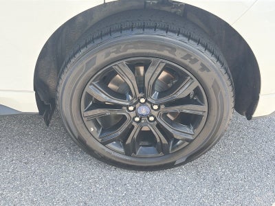 2023 Ford Edge SE