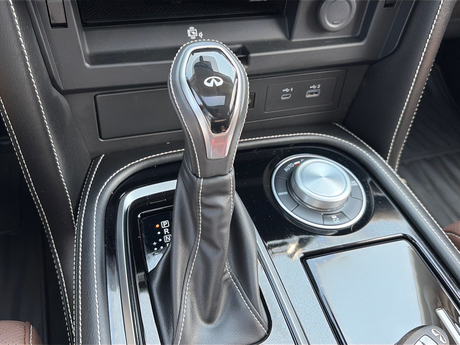 2024 INFINITI QX80 PREMIUM SELECT